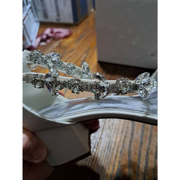 New 7 Huibaogong Ivory Low Block Chunky High Heel Special Occasion Dress Shoes - Picture 8 of 13